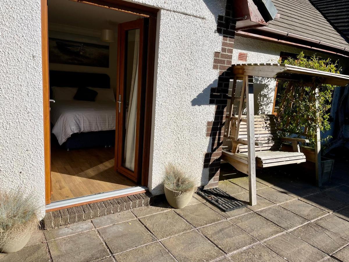 Coastal Garden Annex With Log Fire & Summer House Aberporth Exterior foto